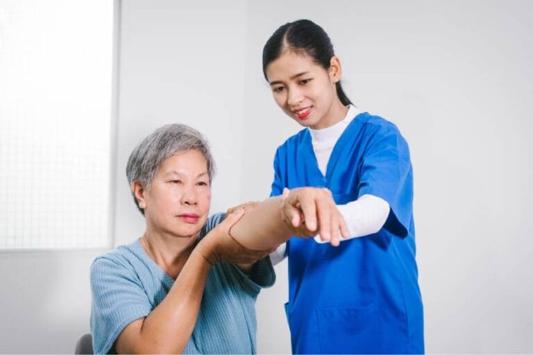 terapias de movimiento en adulto mayor